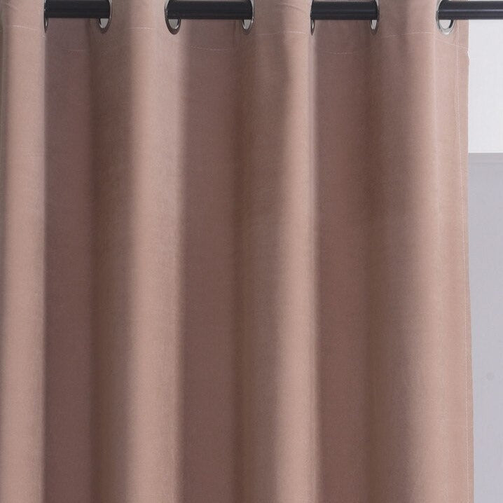 Bauska Rose – Rideau Occultant